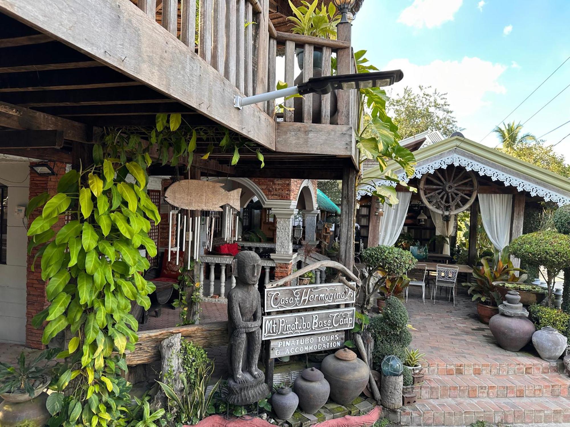 Mount Pinatubo Base Camp At Casa Hermogina Santa Juliana Exterior photo